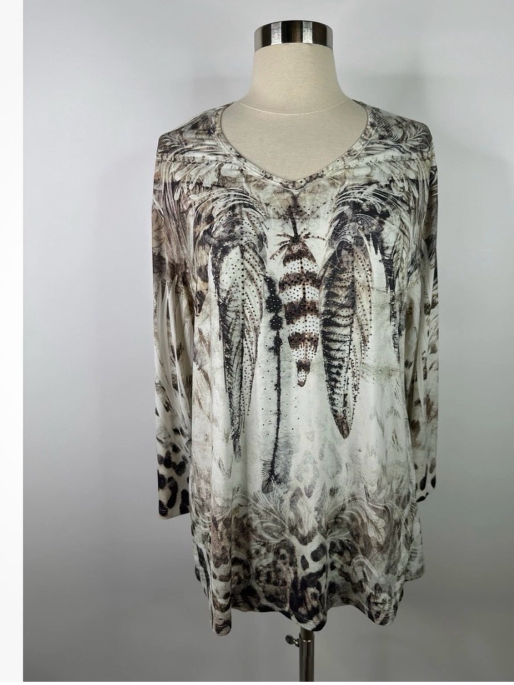 Jess & Jane Feather-Print Long Sleeve Women's Top - Cream and Brown